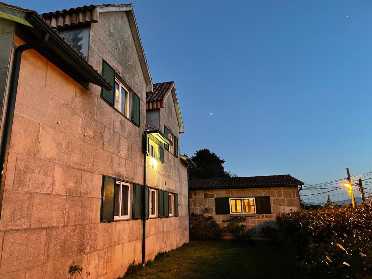 Villa En Playa Limens Cangas Exterior foto